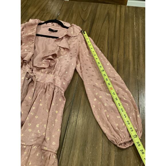 Vici Aeom pink Dante Metallic Ruffle Tie flirty long sleeve v neck Blouse Sz M - Picture 6 of 9